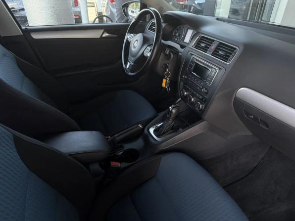 Volkswagen Jetta VI с пробегом 2013 года, цена 1 260 000 рублей, 189696 км, седан, Автокод Объявления
