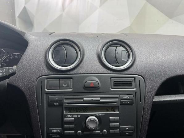 Ford Fusion I Рестайлинг с пробегом 2007 года, цена 450 000 рублей, 167315 км, хэтчбек, Автокод Объявления