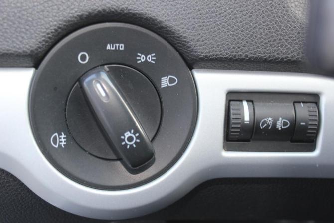 Skoda Octavia II (A5) Рестайлинг с пробегом 2011 года, цена 647 000 рублей, 291050 км, лифтбек, Автокод Объявления