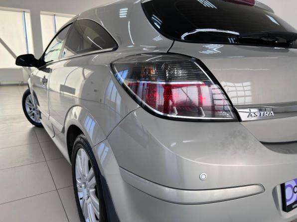 Opel Astra H Рестайлинг с пробегом 2010 года, цена 699 000 рублей, 198640 км, хэтчбек, Автокод Объявления
