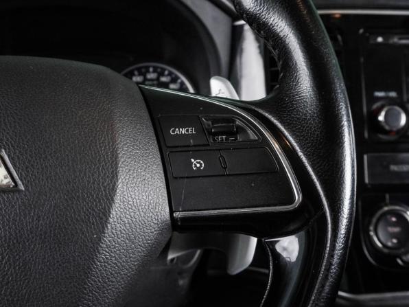 Mitsubishi Outlander III Рестайлинг 2 с пробегом 2016 года, цена 1 999 000 рублей, 187040 км, внедорожник, Автокод Объявления