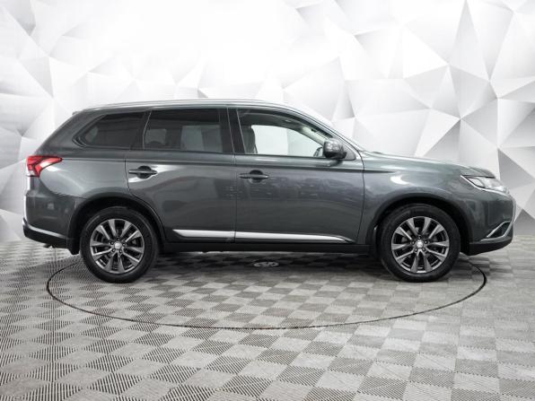 Mitsubishi Outlander III Рестайлинг 3 с пробегом 2018 года, цена 1 780 000 рублей, 205817 км, внедорожник, Автокод Объявления