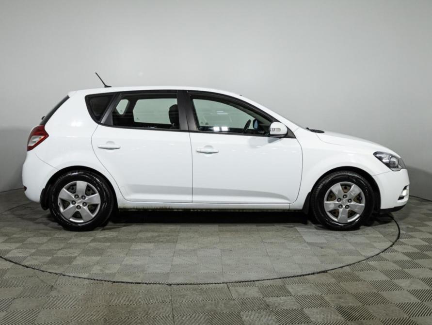 Kia Ceed I Рестайлинг Санкт-Петербург  - изображение 4