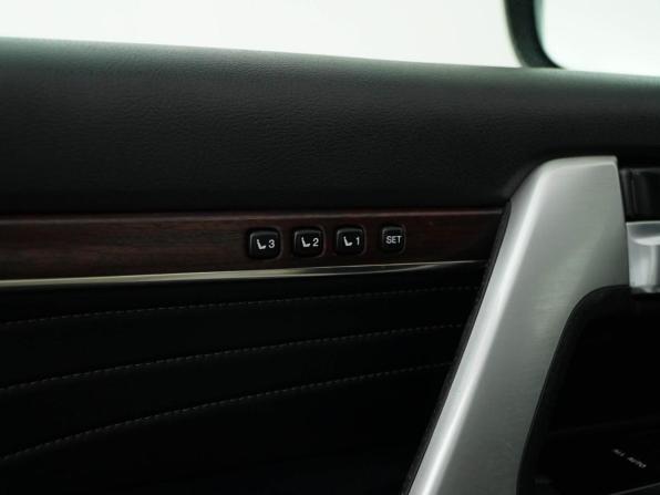 Toyota Land Cruiser 200 Series Рестайлинг 2 с пробегом 2020 года, цена 8 985 055 рублей, 72397 км, внедорожник, Автокод Объявления