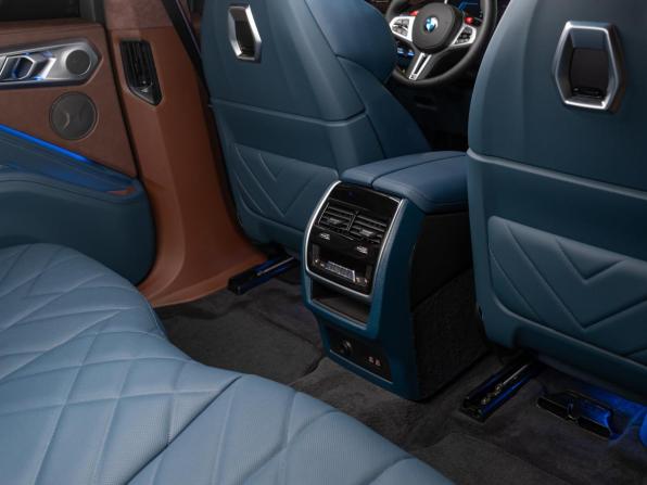 Новый BMW XM 2026 года, цена 19 990 000 рублей, внедорожник, Автокод Объявления