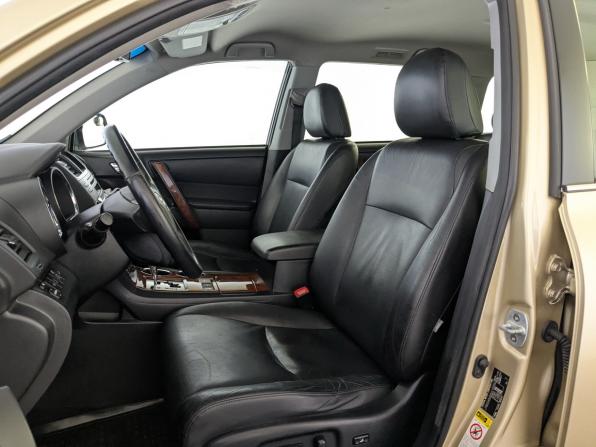 Toyota Highlander II (XU40) Рестайлинг с пробегом 2011 года, цена 1 995 000 рублей, 197930 км, внедорожник, Автокод Объявления