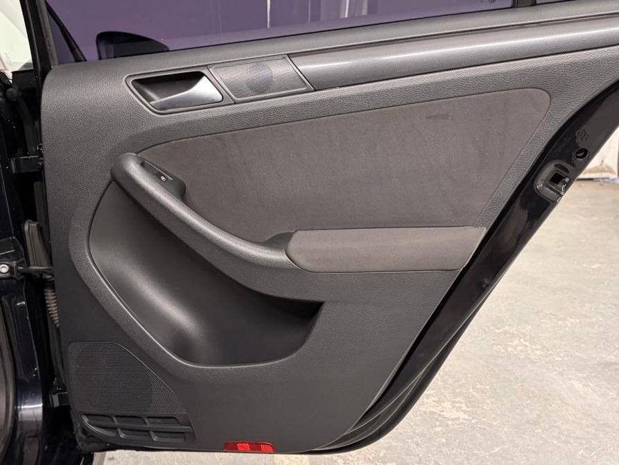 Volkswagen Jetta VI Екатеринбург  - изображение 18