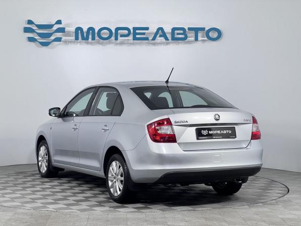 Skoda Rapid I с пробегом 2014 года, цена 1 230 000 рублей, 64793 км, лифтбек, Автокод Объявления