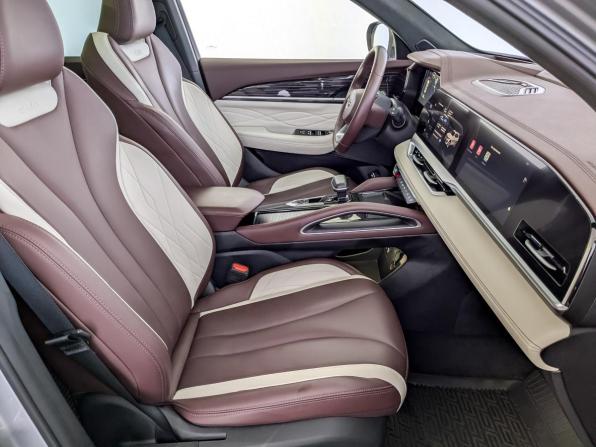 Geely Monjaro I с пробегом 2023 года, цена 3 400 000 рублей, 47032 км, внедорожник, Автокод Объявления