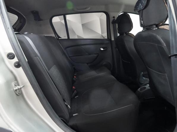 Renault Sandero II с пробегом 2017 года, цена 949 000 рублей, 145300 км, хэтчбек, Автокод Объявления