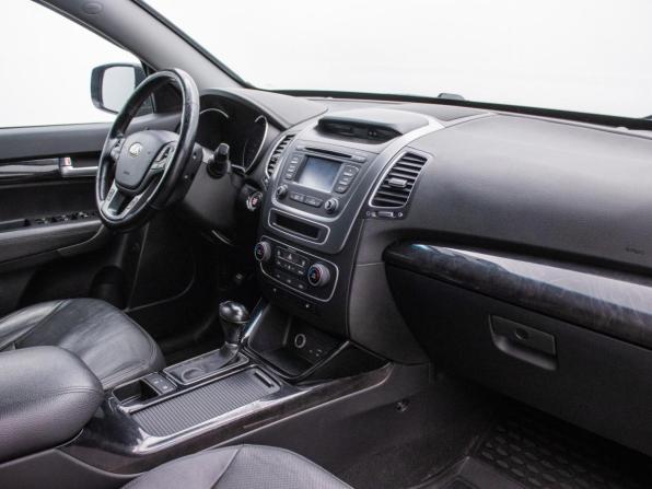 Kia Sorento II Рестайлинг с пробегом 2017 года, цена 1 787 000 рублей, 170051 км, внедорожник, Автокод Объявления