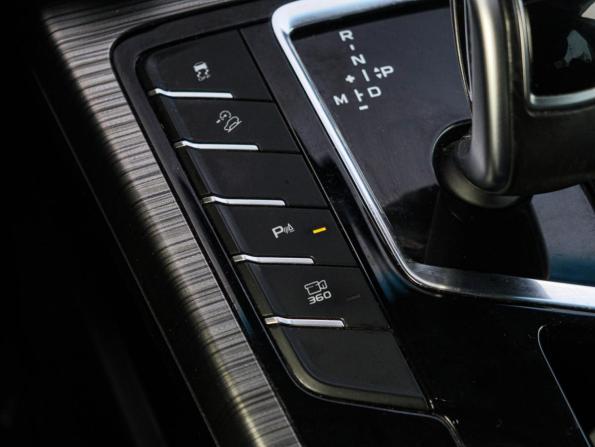 Geely Atlas Pro с пробегом 2022 года, цена 1 550 000 рублей, 174201 км, внедорожник, Автокод Объявления