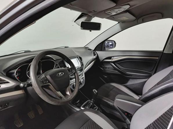 Lada (ВАЗ) Vesta I с пробегом 2018 года, цена 725 000 рублей, 211595 км, седан, Автокод Объявления