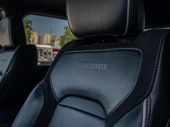 Ram 1500 V с пробегом 2021 года, цена 5 400 000 рублей, 105868 км, offers.body_type.unknown, Автокод Объявления