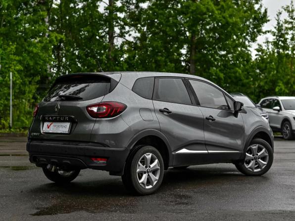 Renault Kaptur I с пробегом 2017 года, цена 1 177 000 рублей, 121102 км, внедорожник, Автокод Объявления