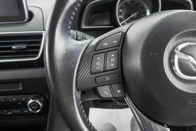 Mazda Axela III с пробегом 2014 года, цена 1 449 000 рублей, 65000 км, седан, Автокод Объявления