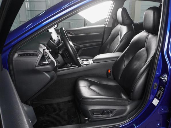 Toyota Camry VIII (XV70) Рестайлинг с пробегом 2021 года, цена 3 229 000 рублей, 133047 км, седан, Автокод Объявления