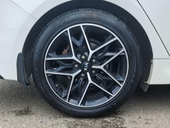 Kia Optima IV Рестайлинг с пробегом 2019 года, цена 1 956 000 рублей, 124640 км, седан, Автокод Объявления