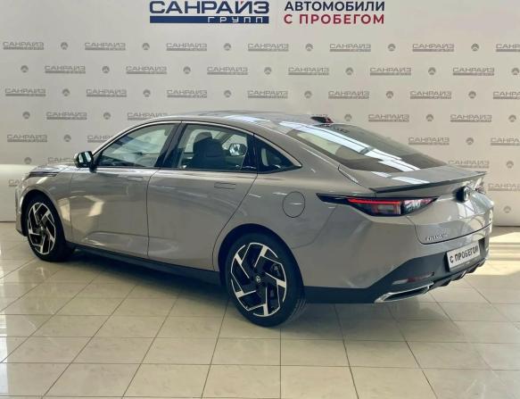 Changan Lamore с пробегом 2024 года, цена 2 200 000 рублей, 4790 км, седан, Автокод Объявления