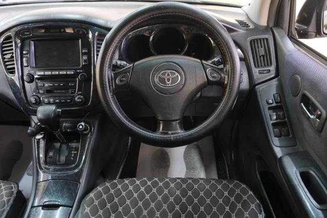 Toyota Kluger I (XU20) с пробегом 2003 года, цена 1 619 000 рублей, 277000 км, внедорожник, Автокод Объявления