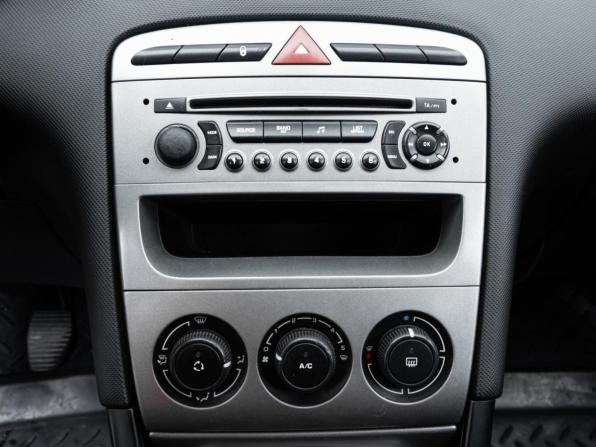 Peugeot 308 I с пробегом 2011 года, цена 419 000 рублей, 235318 км, хэтчбек, Автокод Объявления