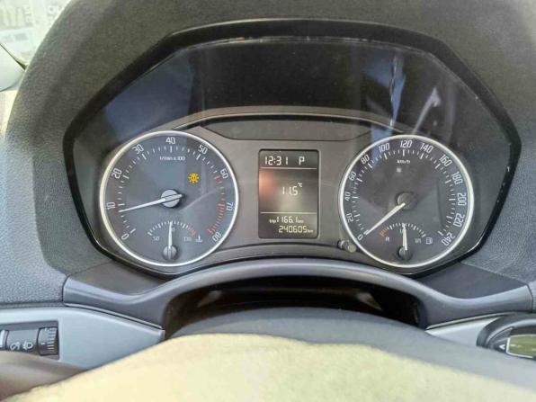 Skoda Octavia II (A5) Рестайлинг с пробегом 2011 года, цена 849 000 рублей, 240605 км, лифтбек, Автокод Объявления