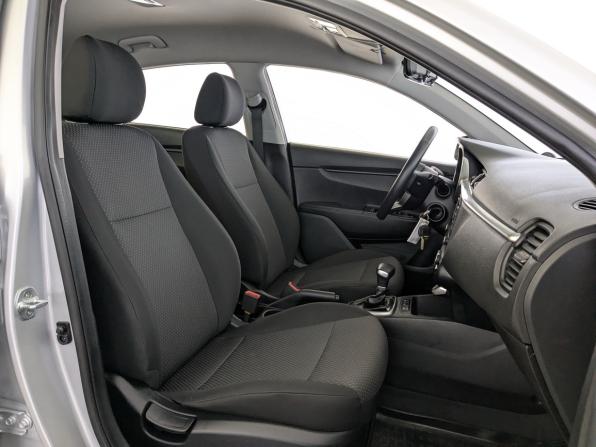 Kia Rio IV Рестайлинг с пробегом 2021 года, цена 1 665 000 рублей, 49961 км, седан, Автокод Объявления