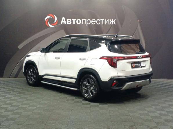 Kia Seltos I Рестайлинг с пробегом 2023 года, цена 2 590 000 рублей, 14771 км, внедорожник, Автокод Объявления