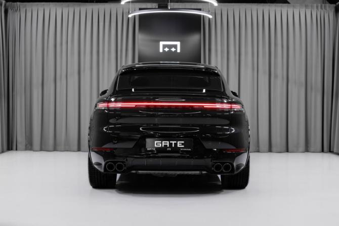 Новый Porsche Cayenne III Рестайлинг 2025 года, цена 27 607 200 рублей, внедорожник, Автокод Объявления
