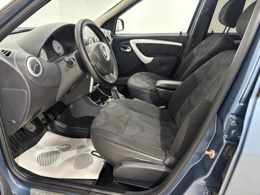 Renault Logan I Рестайлинг Альметьевск  - изображение 11