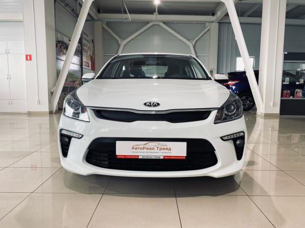 Kia Rio IV с пробегом 2018 года, цена 1 300 000 рублей, 121000 км, седан, Автокод Объявления