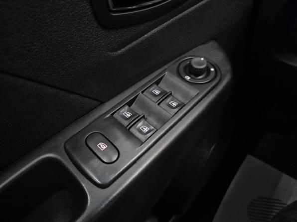Renault Kaptur I с пробегом 2017 года, цена 1 280 000 рублей, 74741 км, внедорожник, Автокод Объявления