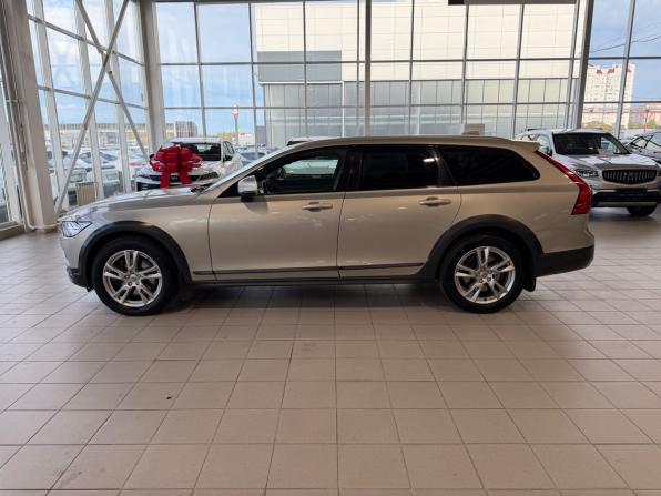 Volvo V90 Cross Country I с пробегом 2018 года, цена 3 175 900 рублей, 136164 км, универсал, Автокод Объявления