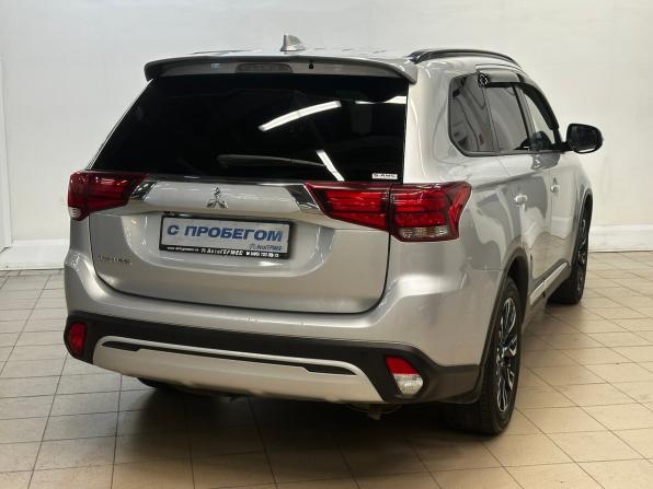 Mitsubishi Outlander III Рестайлинг 3 с пробегом 2022 года, цена 2 890 000 рублей, 64158 км, внедорожник, Автокод Объявления