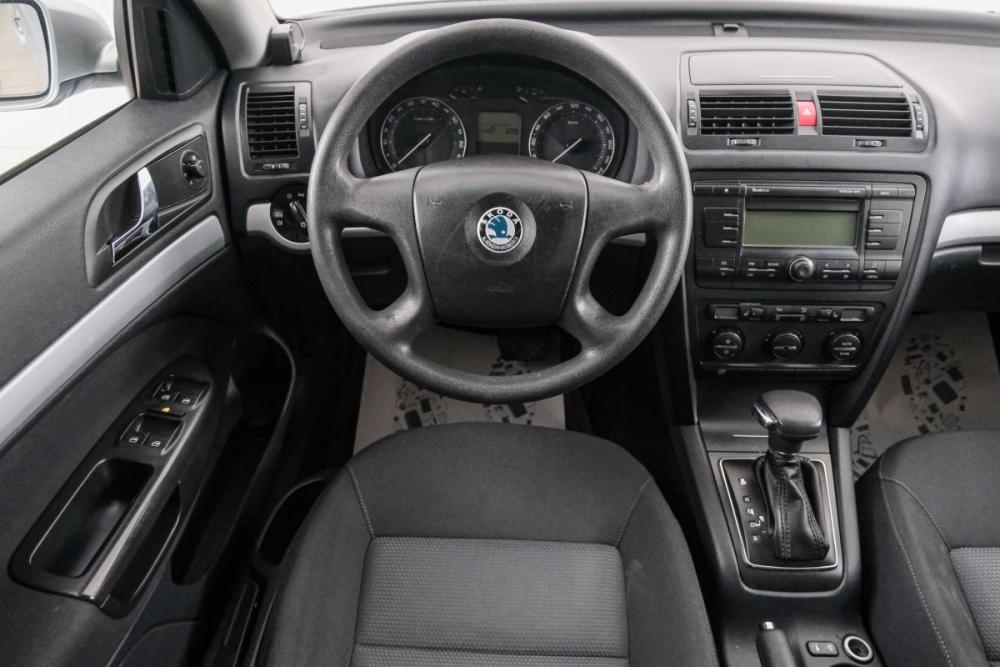 Skoda Octavia II (A5) Красноярск  - изображение 15
