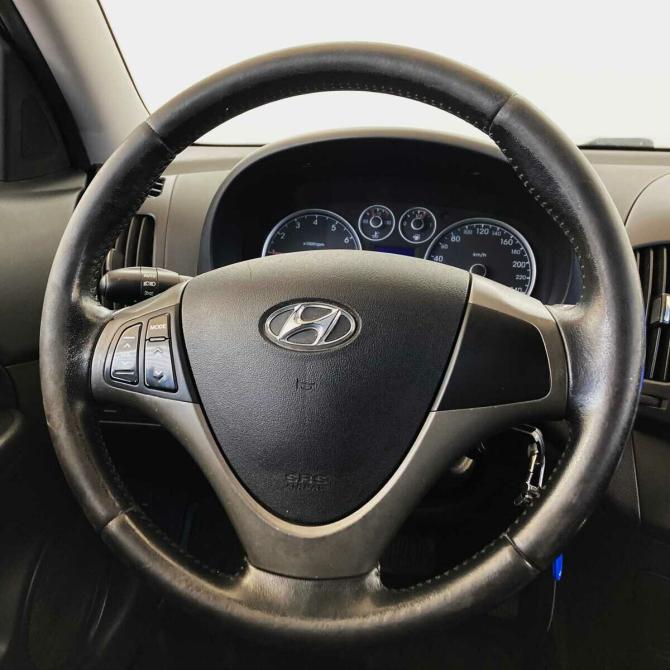 Hyundai i30 I Москва  - изображение 8