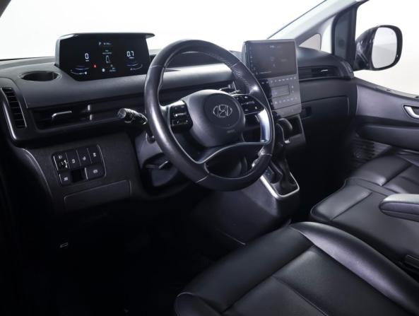 Hyundai Staria I с пробегом 2021 года, цена 4 578 000 рублей, 43097 км, минивэн, Автокод Объявления