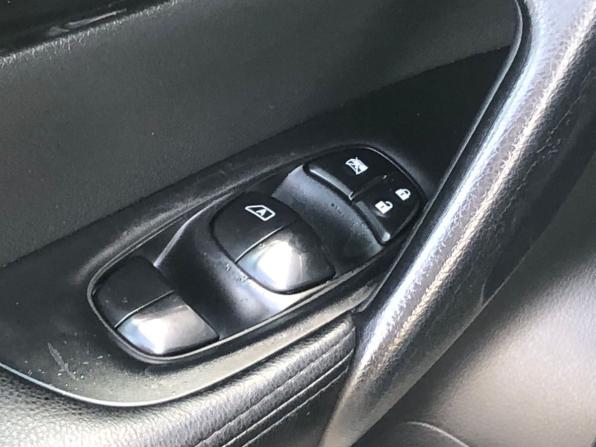 Nissan Qashqai II с пробегом 2014 года, цена 1 270 000 рублей, 227000 км, внедорожник, Автокод Объявления