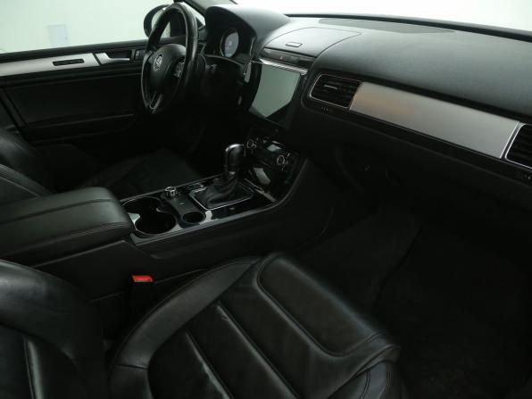 Volkswagen Touareg II с пробегом 2014 года, цена 1 815 000 рублей, 286000 км, внедорожник, Автокод Объявления