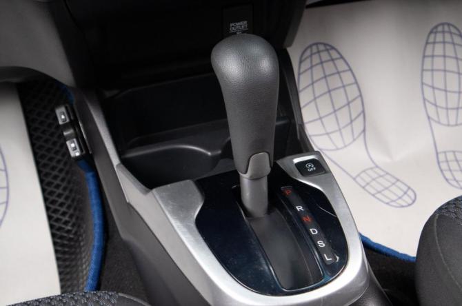Honda Fit III Рестайлинг с пробегом 2019 года, цена 1 179 000 рублей, 131000 км, хэтчбек, Автокод Объявления