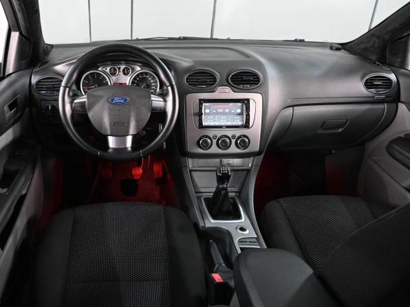 Ford Focus II Рестайлинг с пробегом 2009 года, цена 619 000 рублей, 186670 км, хэтчбек, Автокод Объявления