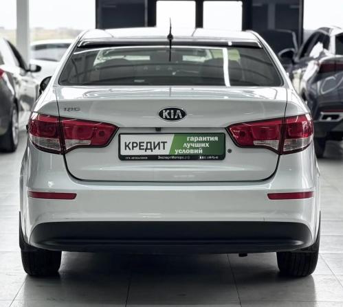 Kia Rio III Рестайлинг с пробегом 2016 года, цена 989 000 рублей, 130000 км, седан, Автокод Объявления