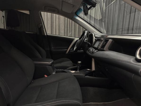 Toyota RAV4 IV (XA40) с пробегом 2015 года, цена 2 270 000 рублей, 134000 км, внедорожник, Автокод Объявления