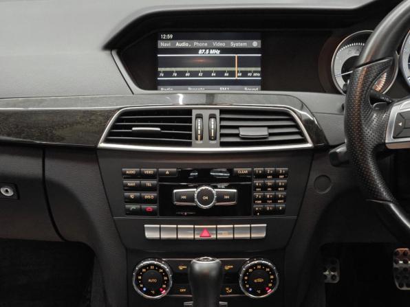 Mercedes-Benz C-Класс III (W204) Рестайлинг с пробегом 2011 года, цена 1 440 000 рублей, 85042 км, седан, Автокод Объявления