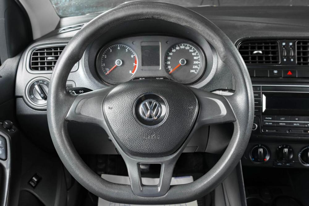 Volkswagen Polo V Рестайлинг Тюмень  - изображение 14