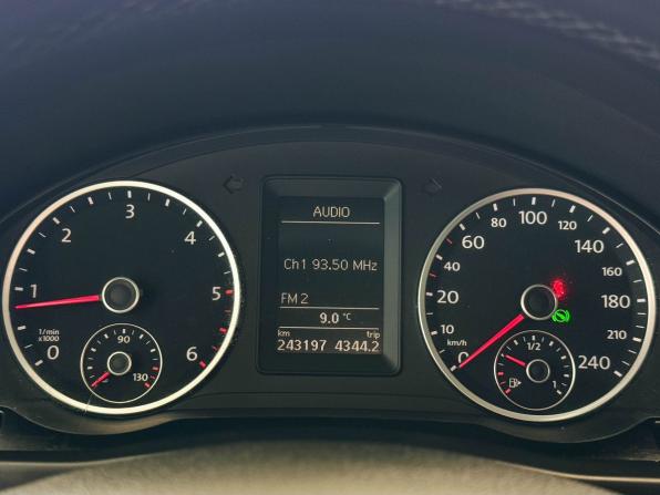 Volkswagen Tiguan I с пробегом 2010 года, цена 897 000 рублей, 243197 км, внедорожник, Автокод Объявления
