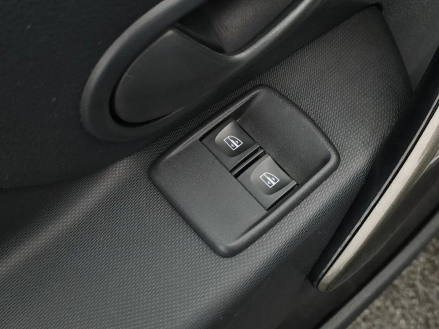 Renault Sandero II Рестайлинг Санкт-Петербург  - изображение 11