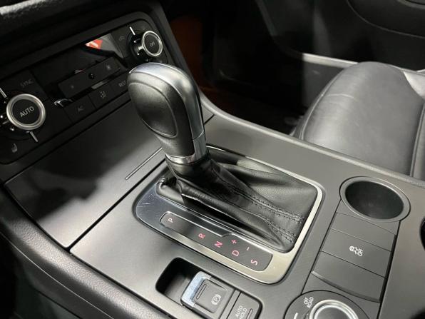 Volkswagen Touareg II с пробегом 2012 года, цена 2 130 000 рублей, 142655 км, внедорожник, Автокод Объявления