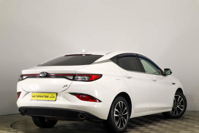 JAC J7 I с пробегом 2021 года, цена 1 279 000 рублей, 51212 км, лифтбек, Автокод Объявления