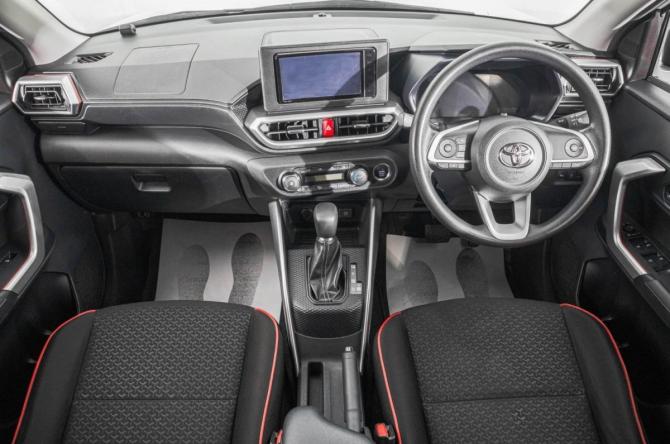 Toyota Raize I с пробегом 2020 года, цена 1 749 000 рублей, 83600 км, внедорожник, Автокод Объявления